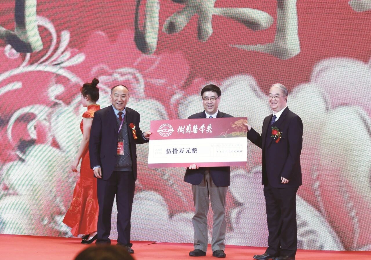 1775723369988870.jpg 2-8.jpg