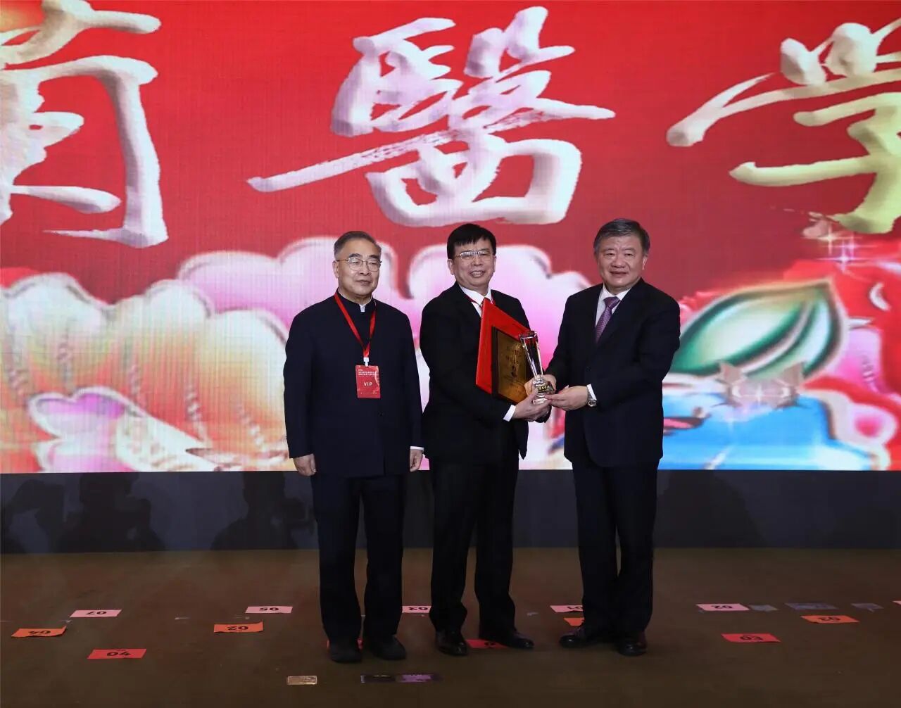 1775723579614611.jpg 2-21.jpg